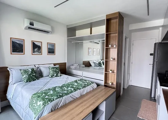 412 Apart Brooklin
