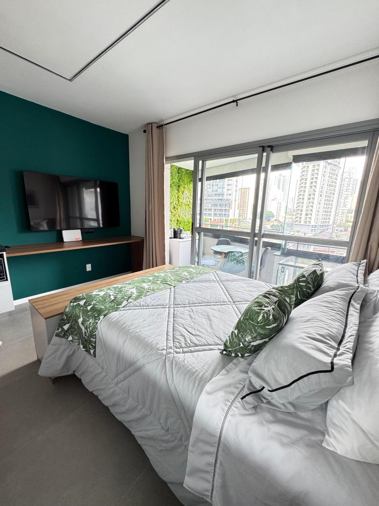 412 Brooklin Apartamento *